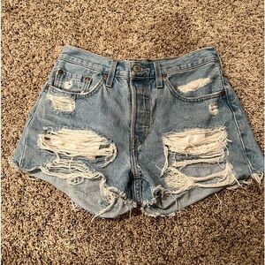 Levi’s 501 jean shorts